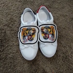 Womens gucci shoes